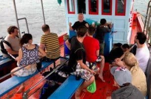 boat briefing for dive boat