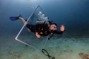 diver practicing buoyancy