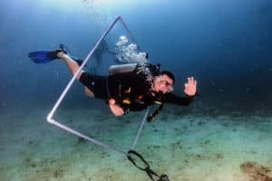 diver practicing his bouyancy