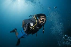 diver with bubbles